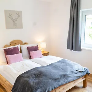 ferienwohnung-magdalena-fritz-apartments.innsbruckaustriahotels.com/