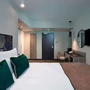 leonardo-hotelotto-wagner.vienna-besthotels.com/